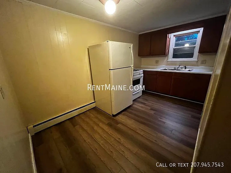 34 Sanford St #3 — Photo 2