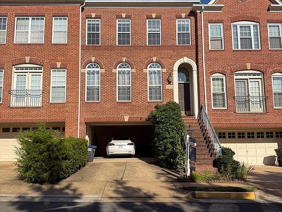 2nd image of 2833 Grace Forest Pl