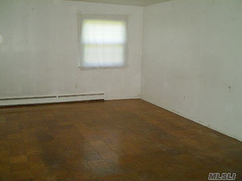 3rd image of 7 Marshall St