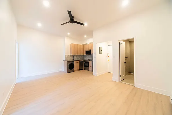 Rented by Platinum Properties | media 6