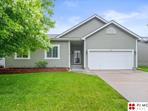 6713 N 148th St, Omaha, NE 68116