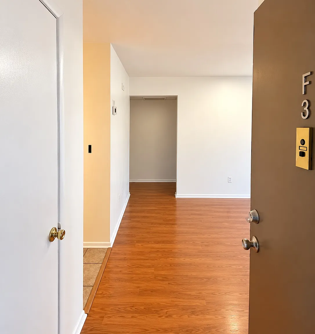 F3 Avon Dr — Photo 1