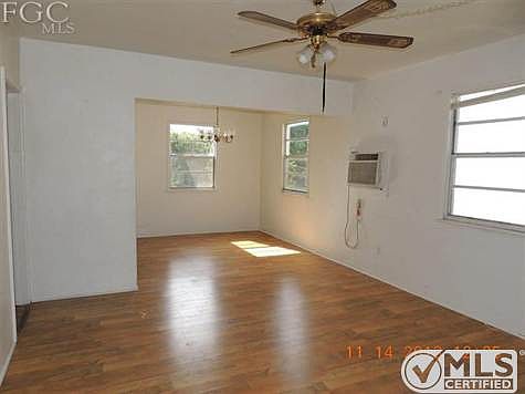 2nd image of 328 W Ventura Ave