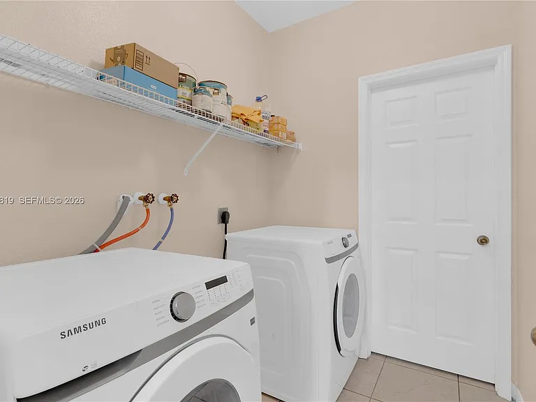 15339 SW 32nd Ter — Photo 17