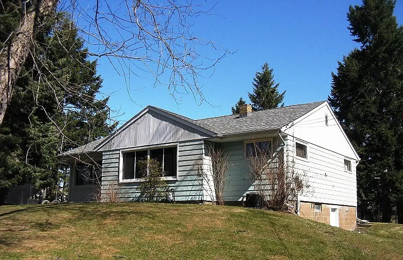 5525 Martin Rd photo 1