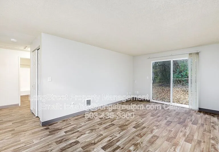 11353 SW Greenburg Rd #D — Photo 13