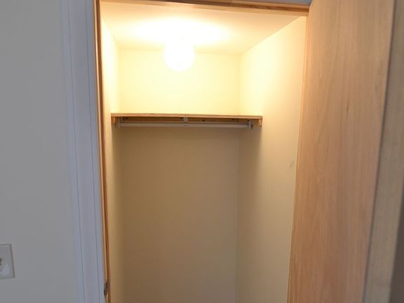 5th image of 2236 3rd Ave APT 3