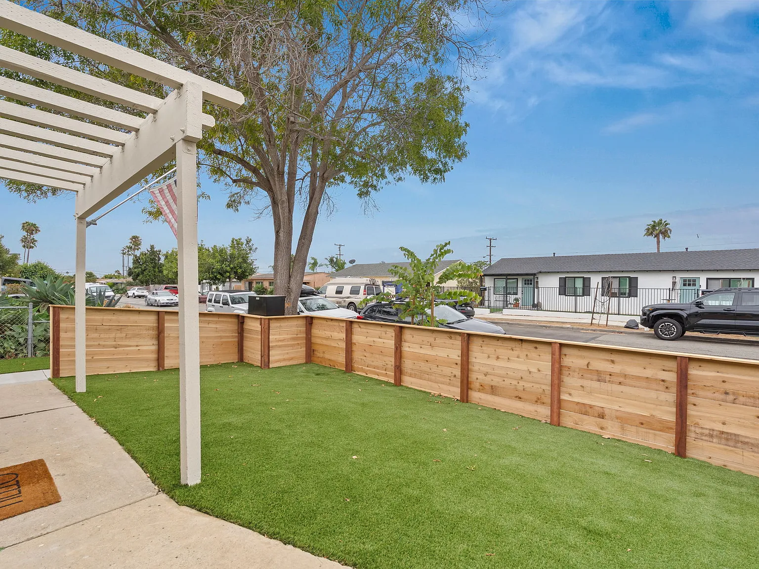1 bed, 500 sqft, $3,000 — Photo 3