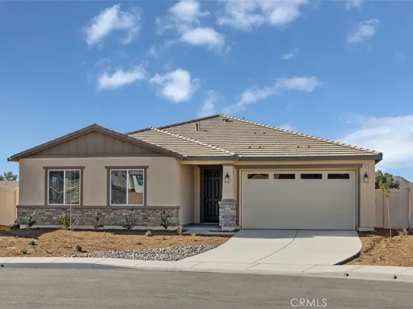 1010 Thunder Trl, San Jacinto, CA 92582