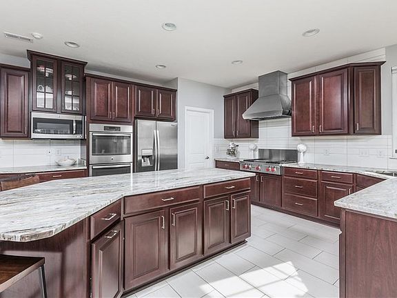 5th image of 4526 Windchase Cir