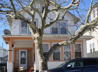 104 N Rosborough Ave, Ventnor, NJ 08406