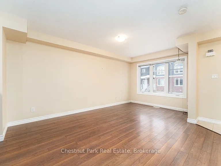 37 Silver St #16 — Photo 4