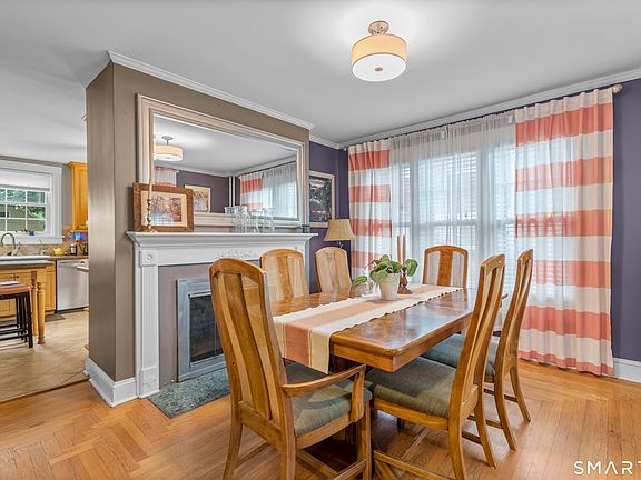 3rd image of 162 Newton Street