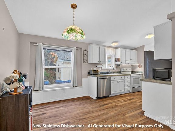 5th image of 406 E Main St