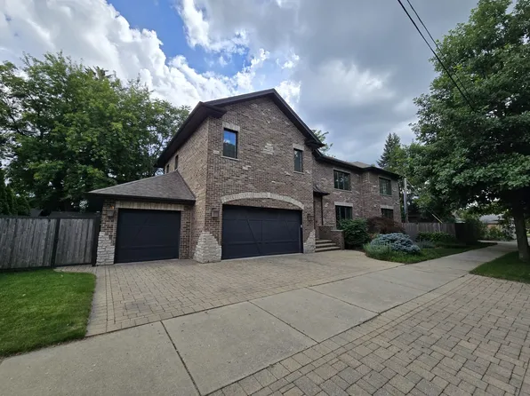 7007 W Hayes Ave, Chicago, IL 60631