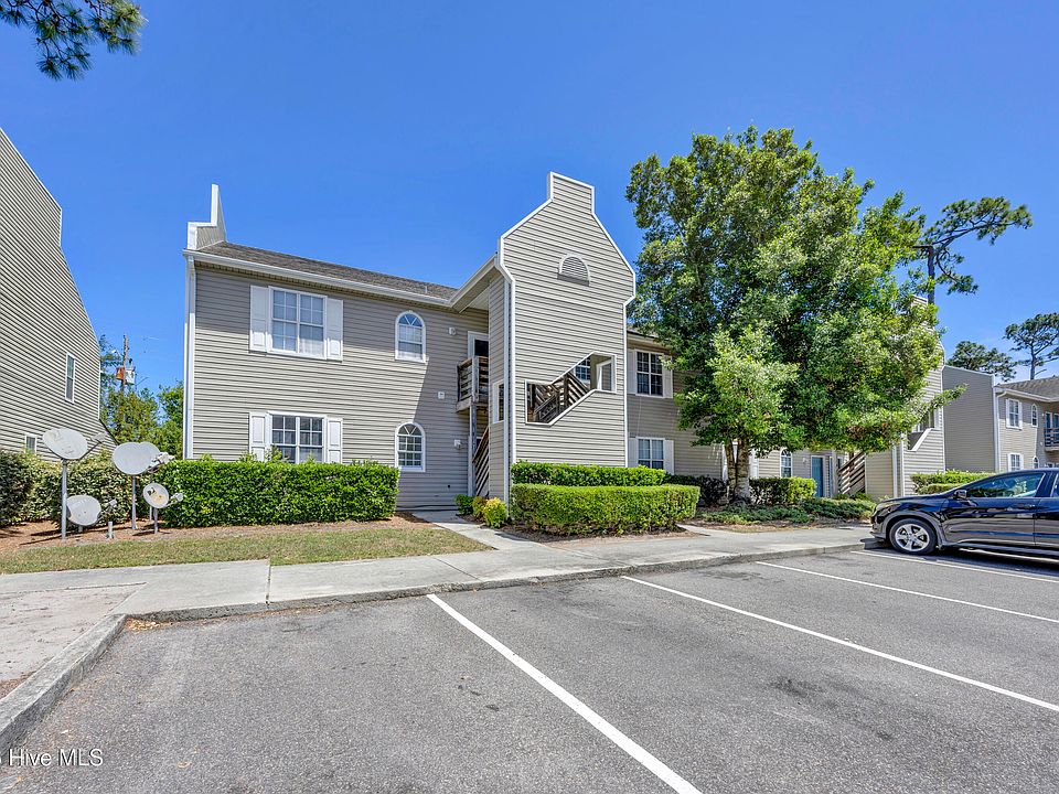 1st image of 733 Bragg Drive Apt F