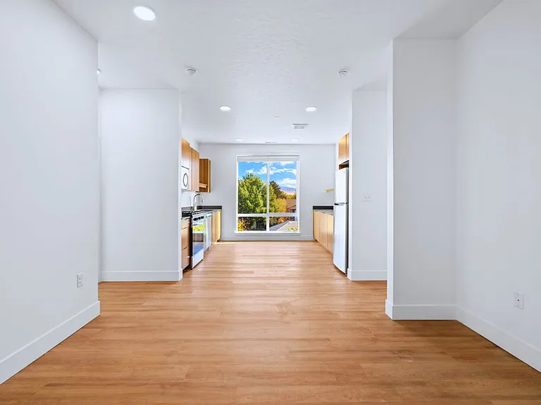 Franklin Interior-7