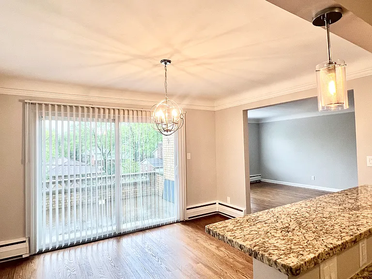 2385 Van Leunen Dr #3 — Photo 11