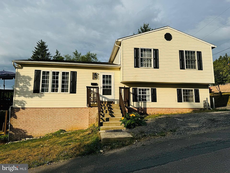 1st image of 600 Fairview St