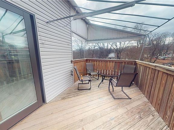 5th image of 18 Old Nyack Tpke Unit 202