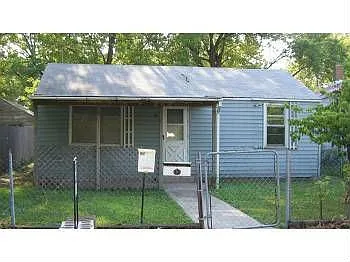 1840 N Livingston Ave photo 1