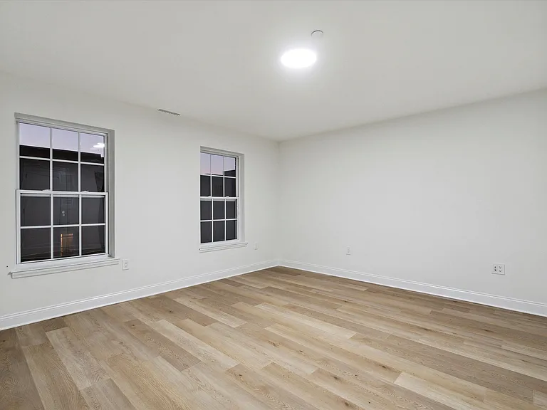 1833 N 18th St #2 — Photo 8