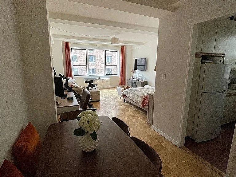 30 E 37th St #10H — Photo 17