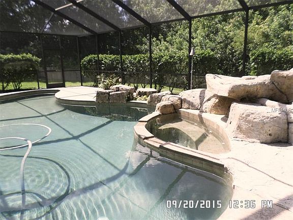 5th image of 16212 Bonneville Dr