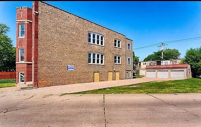 7961 S Essex Ave #1 — Photo 7