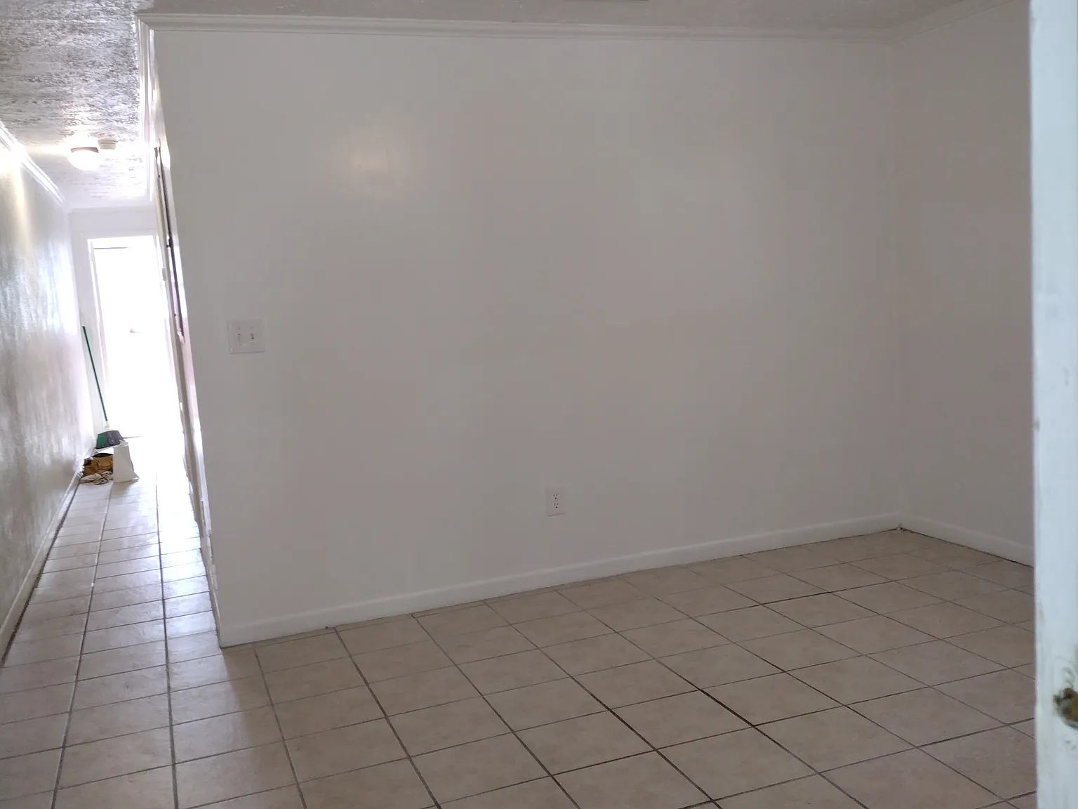 2 bed, 700 sqft, $1,500 — Photo 3