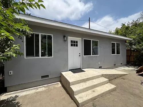 84 Pinecrest Dr