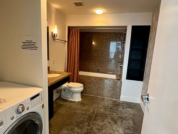 3rd image of 130 S Hewitt St APT 28