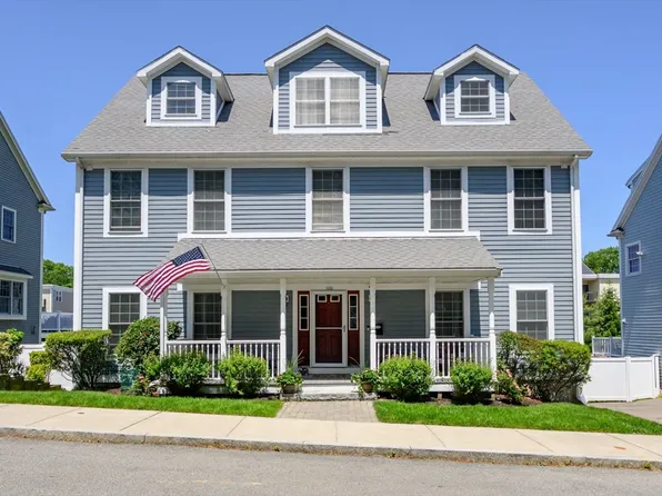 110 Pierce Ave, Dorchester, MA 02122