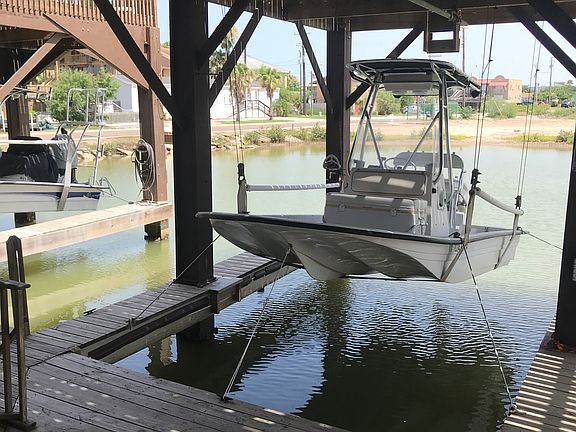 4th image of 1315 Harbor Island Dr #F