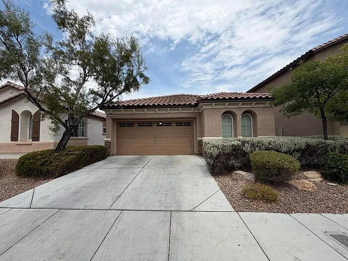 1057 Ambrosia Dr