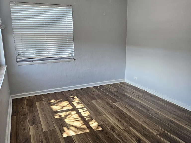 221 Condict Dr #8 — Photo 6
