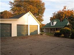 3rd image of 201 Butler Bridge Rd