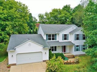 341 Majors Ln, Kent, OH 44240