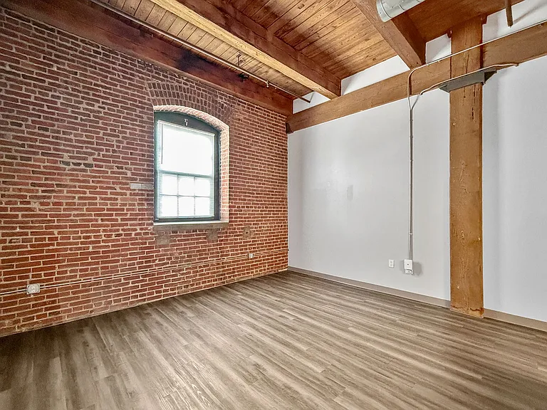 Emery Lofts — Photo 27