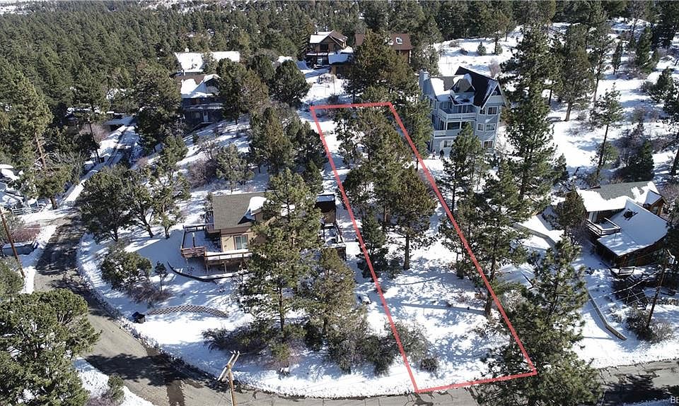 1st image of 316 Lookout Dr