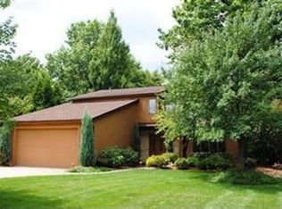 1820 Farrs Garden Path, Westlake, OH 44145