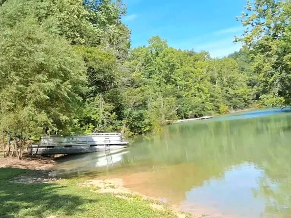 798 Fairgarden Cir, Sevierville, TN 37876