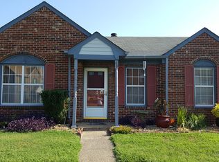 68 Dawn Ln, Hampton, VA 23666