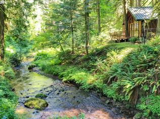 64563 E Broken Bridge Ln, Rhododendron, OR 97049