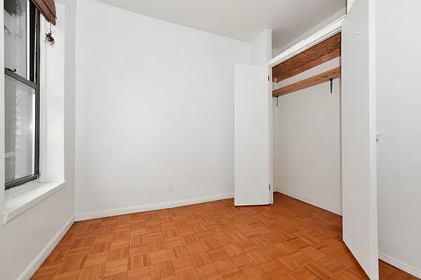 Rented by J Misrahi Realty Corp | media 8