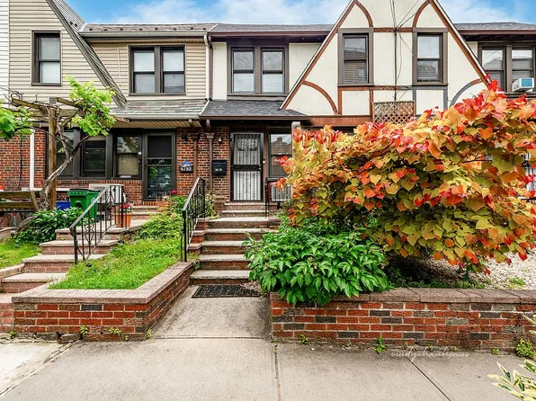 6790 Clyde St, Flushing, NY 11375