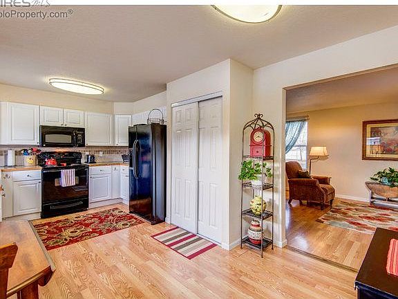 5th image of 3404 Logan Ave