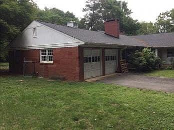 2nd image of 121 S Milford Dr