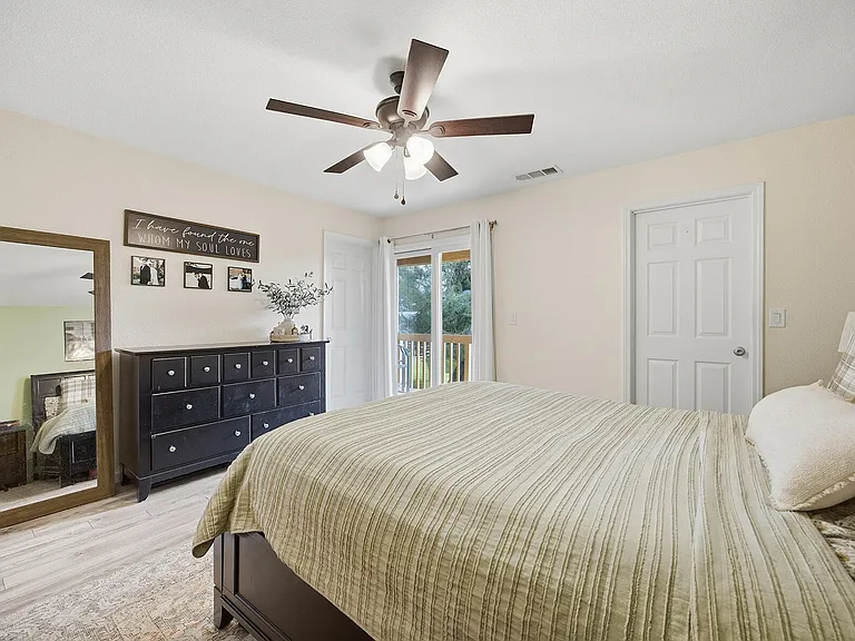4709 W School Ave — Photo 4