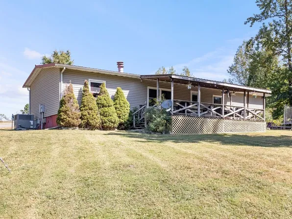 6184 Dewey Carr Rd, Bethpage, TN 37022